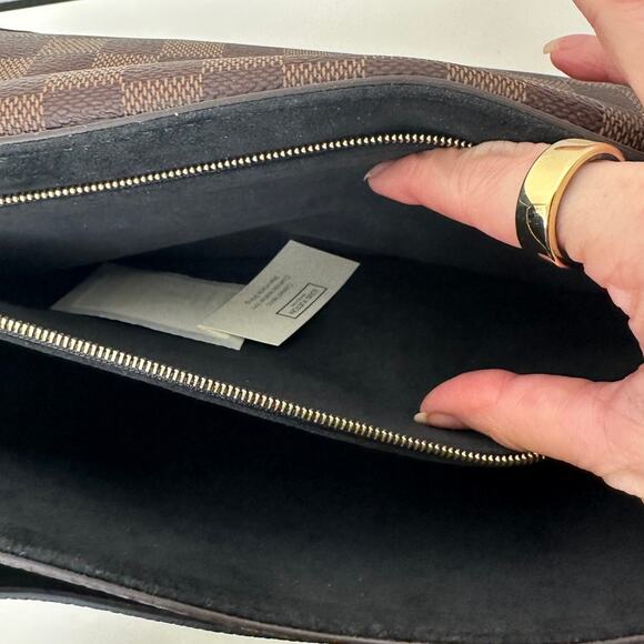 Louis Vuitton Damier Ebene Vavin PM Shoulder Bag – Black Leather & Brown Canvas - Picture 11 of 16